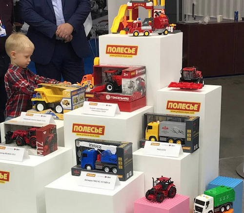 Под Ульяновском будут производить пластмассовые мини-тракторы
