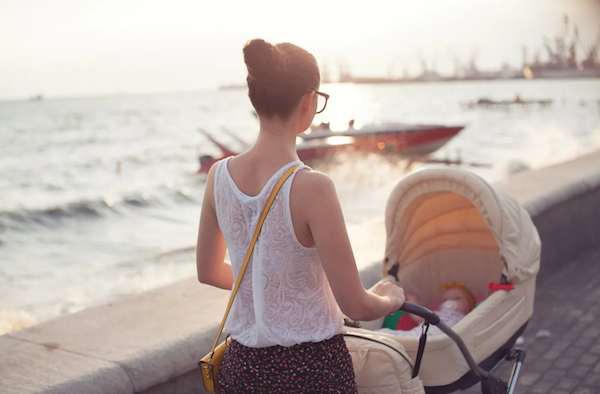 рождаемость статистика вне брака первых детей 