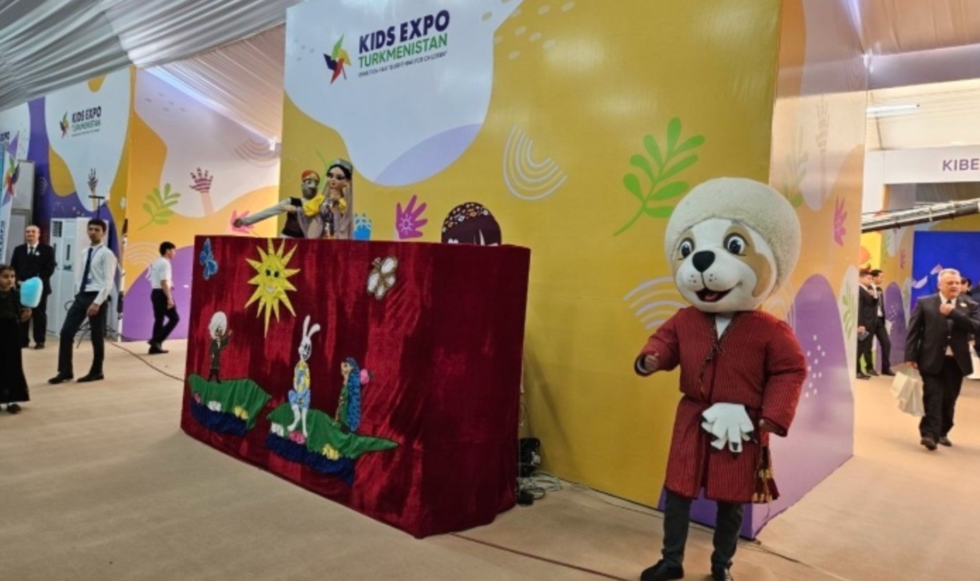 В Ашхабаде открылась первая международная выставка детских товаров Kids Expo