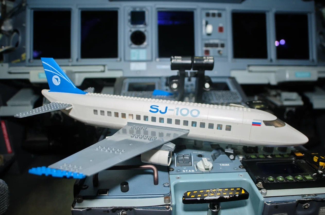  Brick Labs и ПАО «Объединенная авиастроительная корпорация» запускают серию конструкторов — фото: 3