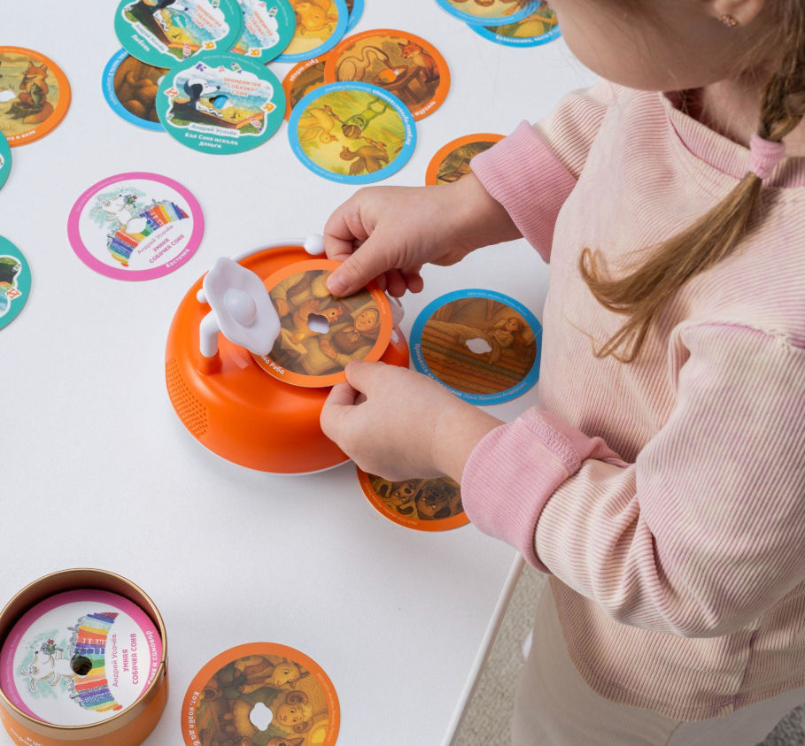 Игрушка для богатого воображения: детский граммофон от Abumba — фото: 2