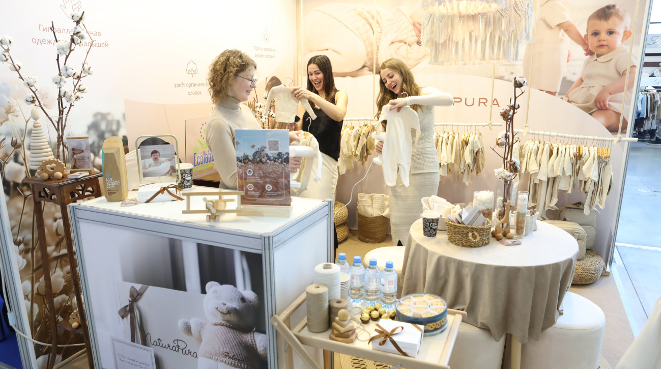 Стартовала весенняя выставка «CJF-Детская мода-2026». Фото — фото: 4