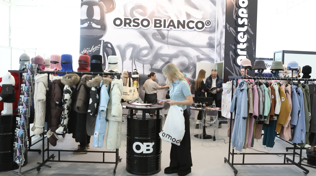 Стартовала весенняя выставка «CJF-Детская мода-2026». Фото — фото: 7