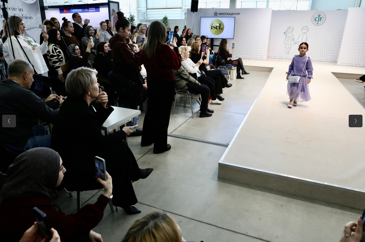 Подведены итоги выставки «CJF – Детская мода-2026. Весна». Фото — фото: 17