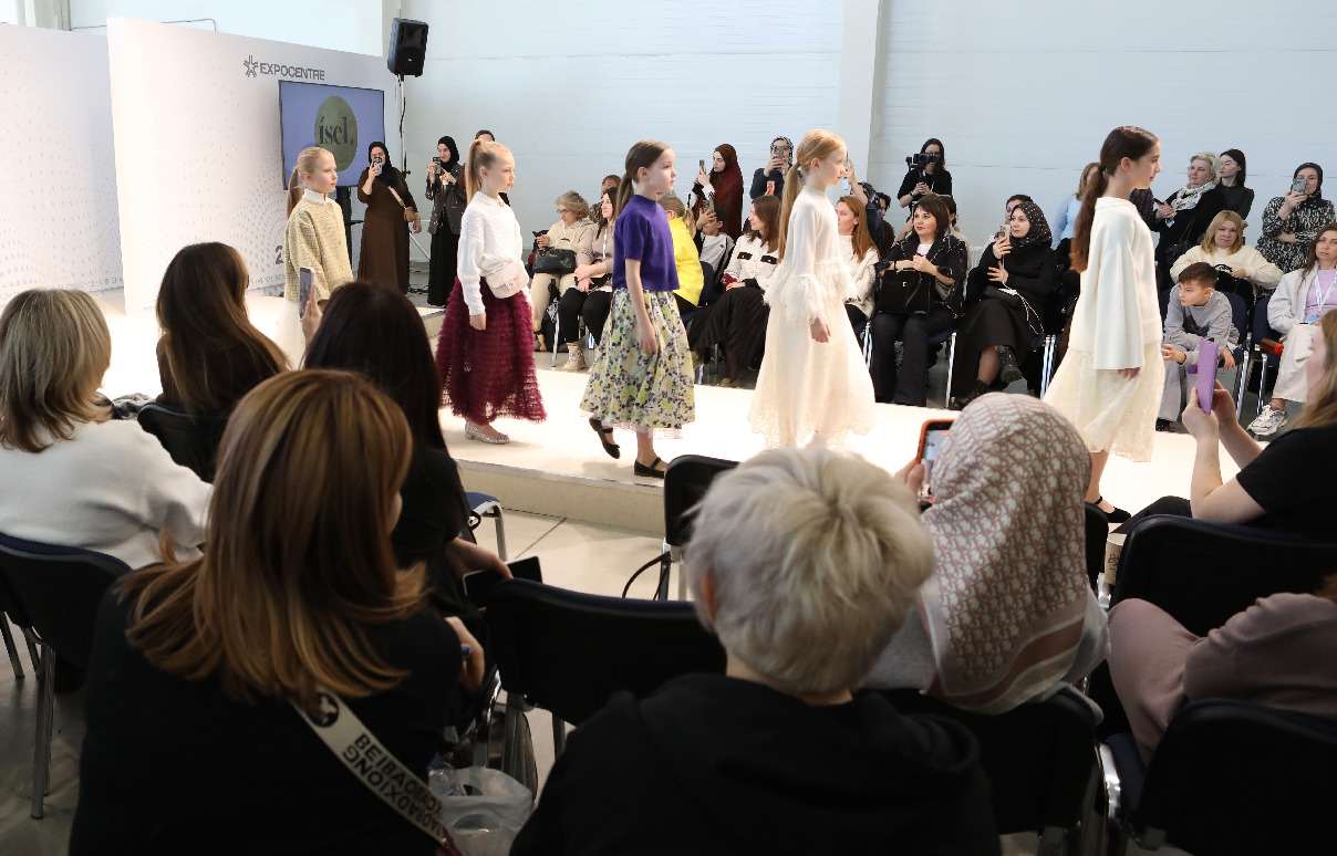 Подведены итоги выставки «CJF – Детская мода-2026. Весна». Фото — фото: 18